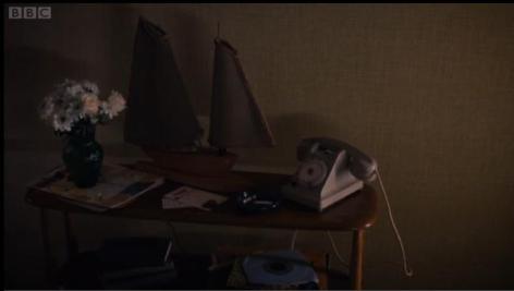 Bel's Telephone Table