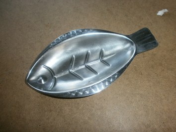 Metallic Fish Dish - 75p