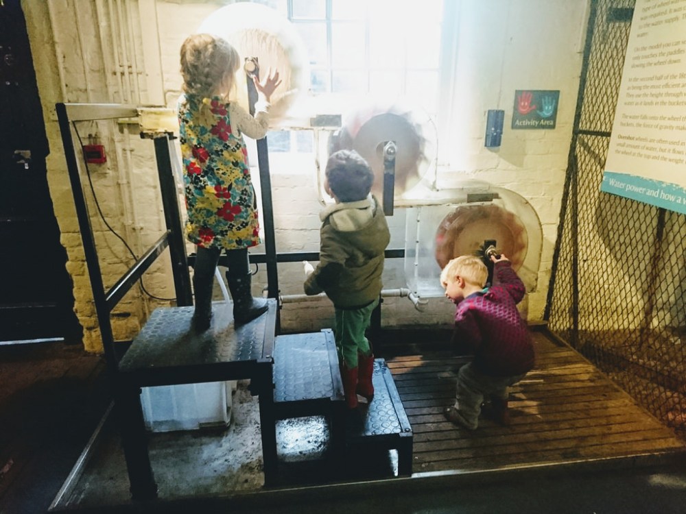 32132039716_948b38ea84_b