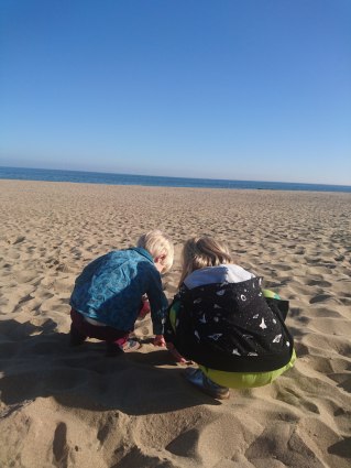 Kids at Colwyn Bay - littleowlsi